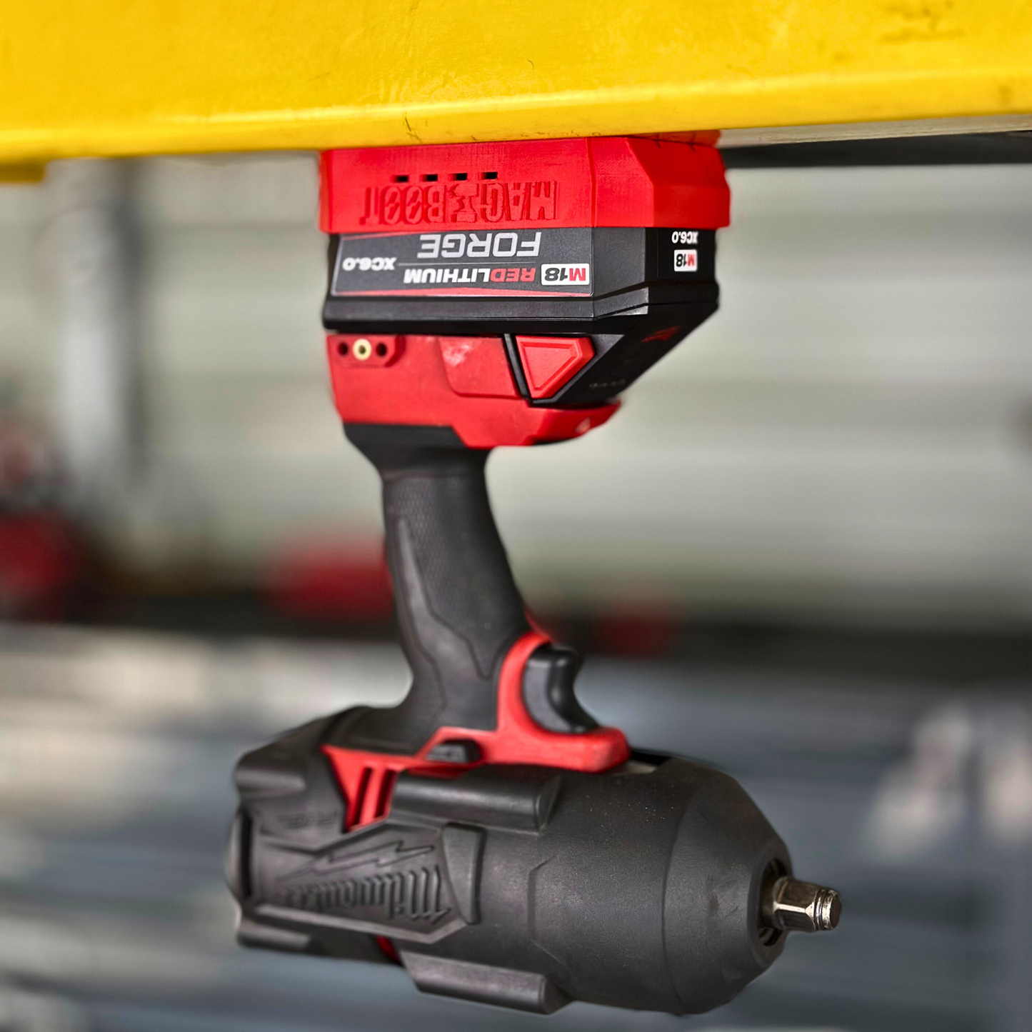 MAG-BOOT Magnetic Battery Cover - Milwaukee M18 FORGE XC6.0